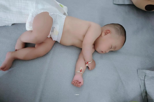 桦甸怀孕多久肚子会胀气